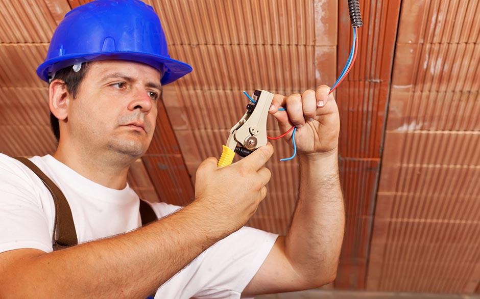 cherche électricien pas cher Maisons-Alfort